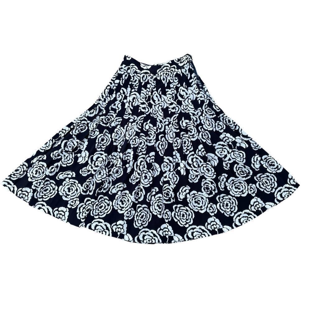 Christian Dior Separates Pleated Floral Mid-Length Skirt Size 6 Dk Blue Cream - Picture 7 of 7